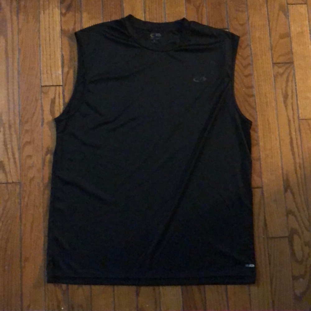 Tank Top Bundle **4 Shirts** - Picture 2 of 6